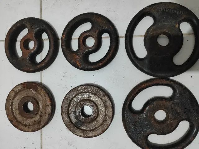 Anilhas ferro 9 reais o kg - Foto 3