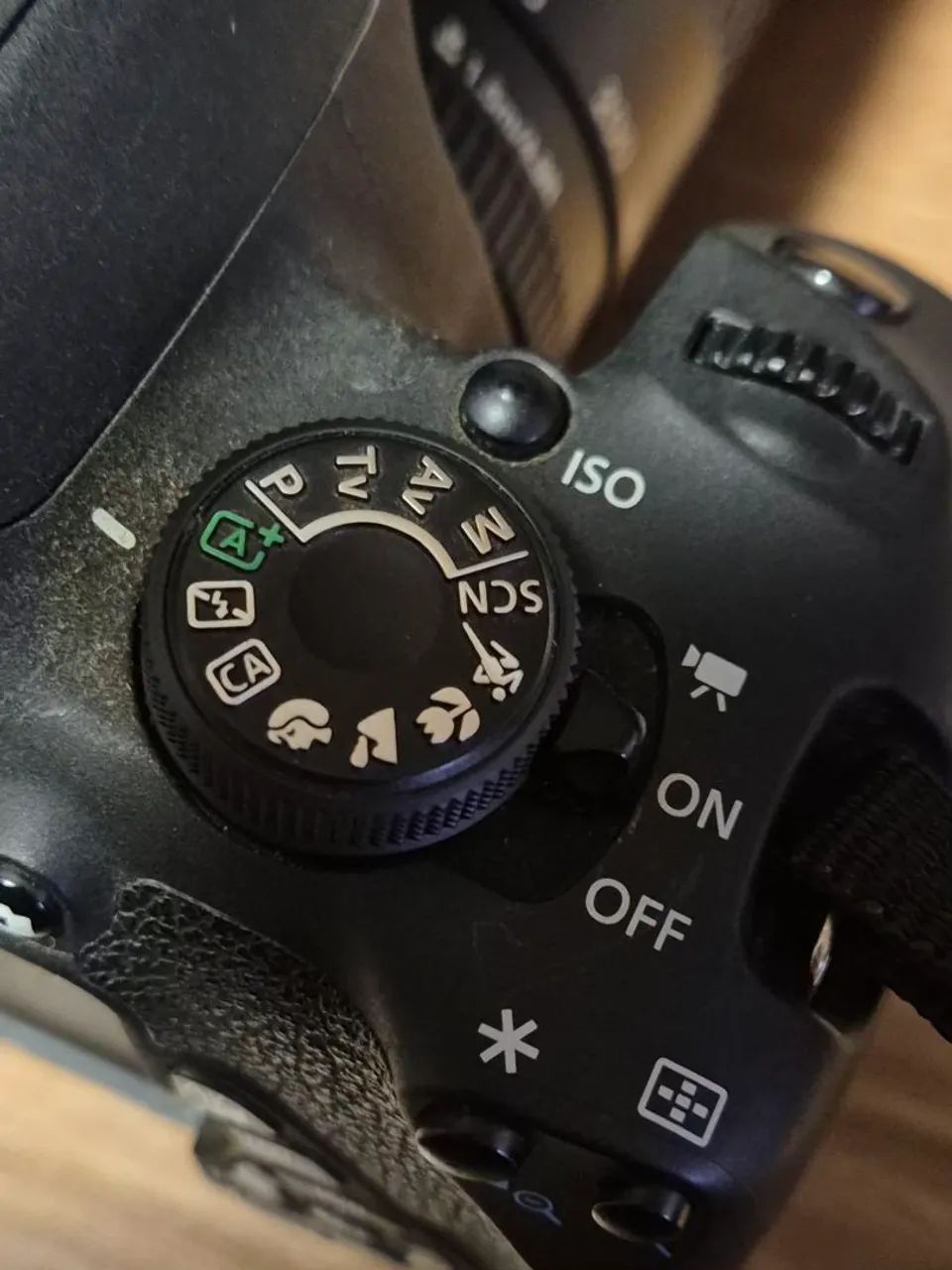 Câmera Canon T5i com lente EF 75-300 e Estojo canon<br><br>1:4-5.6 II<br>1:4-5.6 II - Foto 2