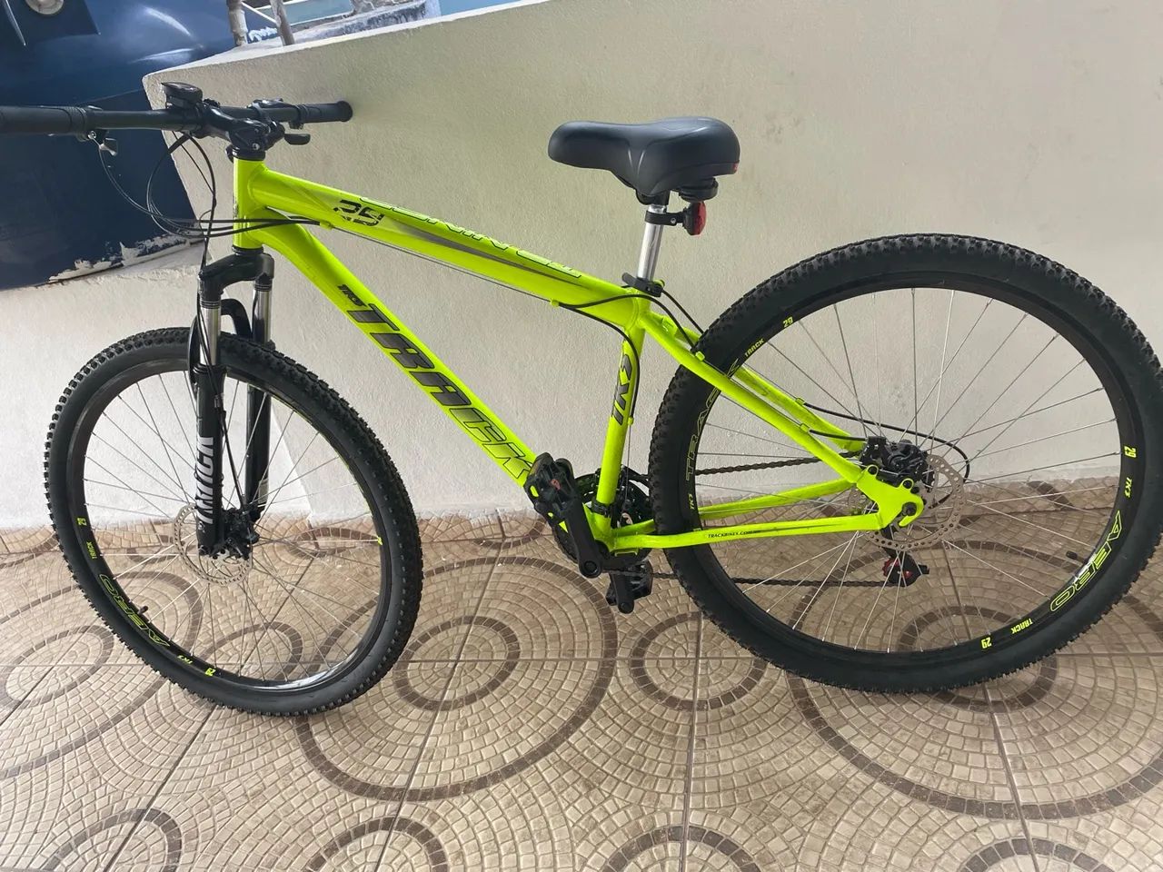 Bicicleta Track TKS 29 de 21 marchas - Foto 2