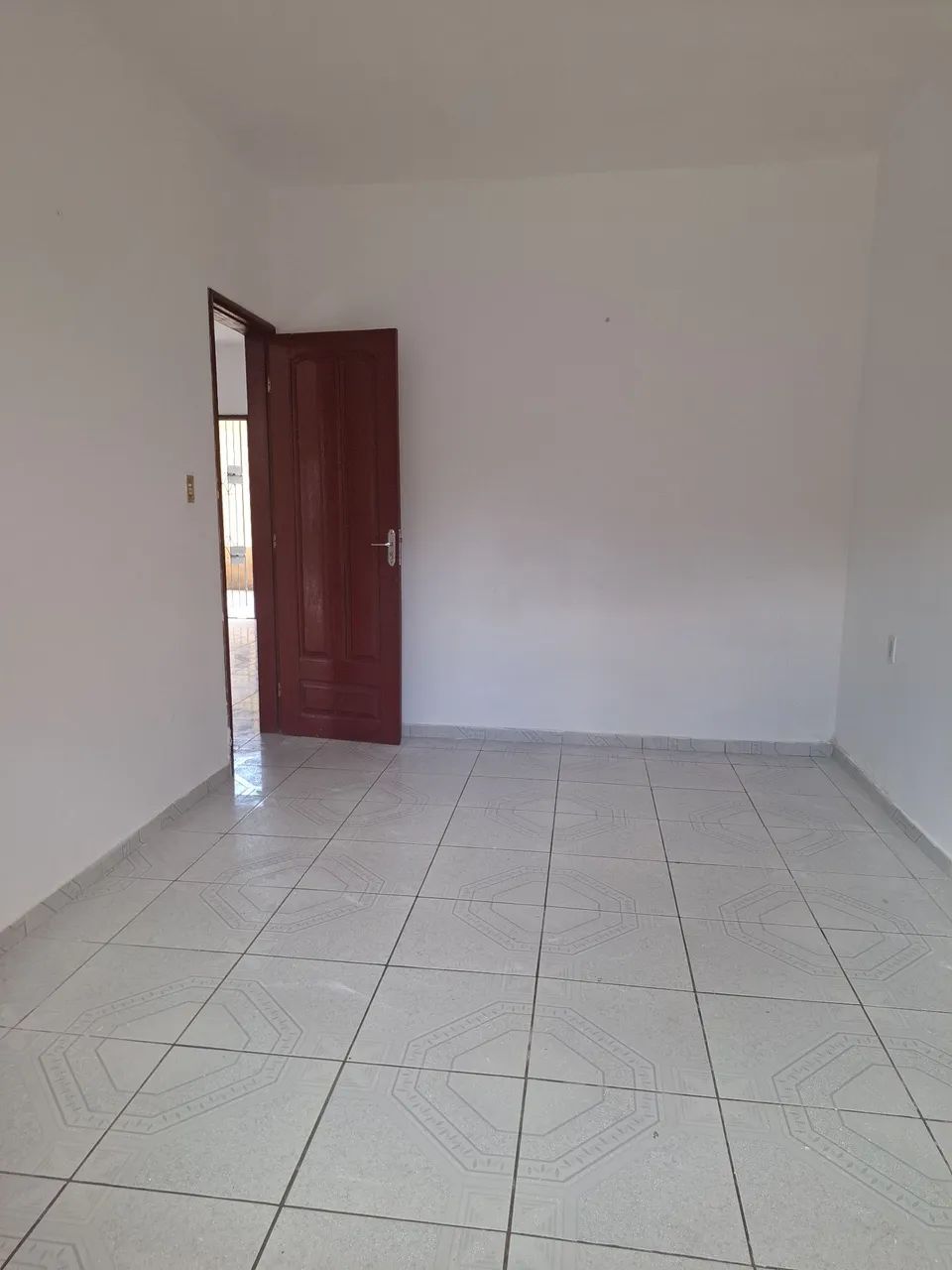 Alugo apartamento cidade nova VIII 