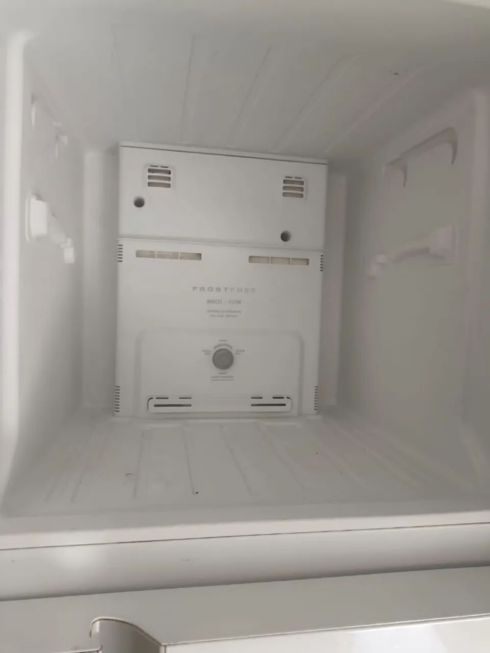 Geladeira Eletrolux - Foto 2