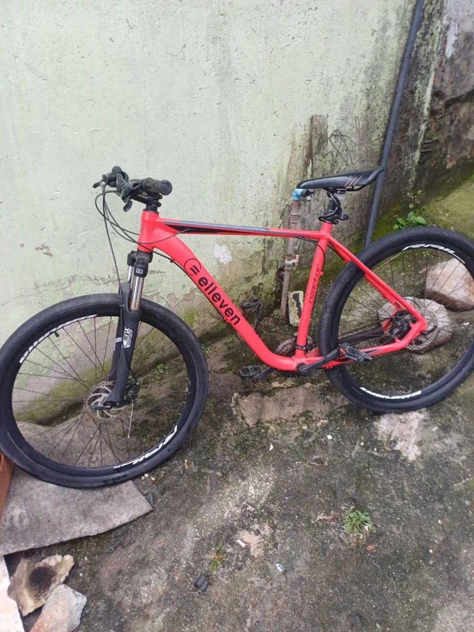 Bicicleta semi nova  - Foto 3