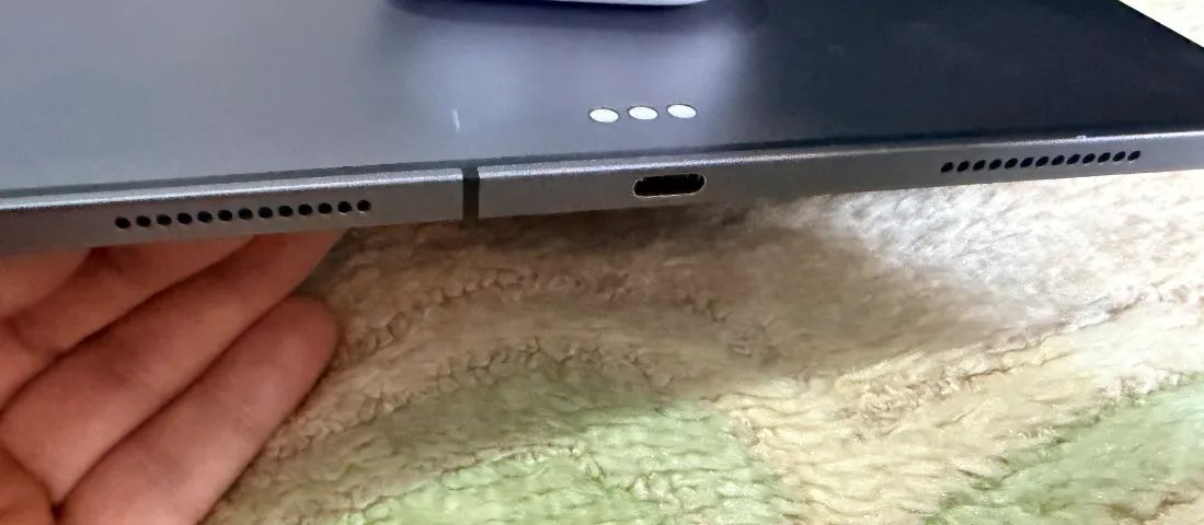 iPad Pro 11inch 1-TB  Chip CELULAR - Foto 4