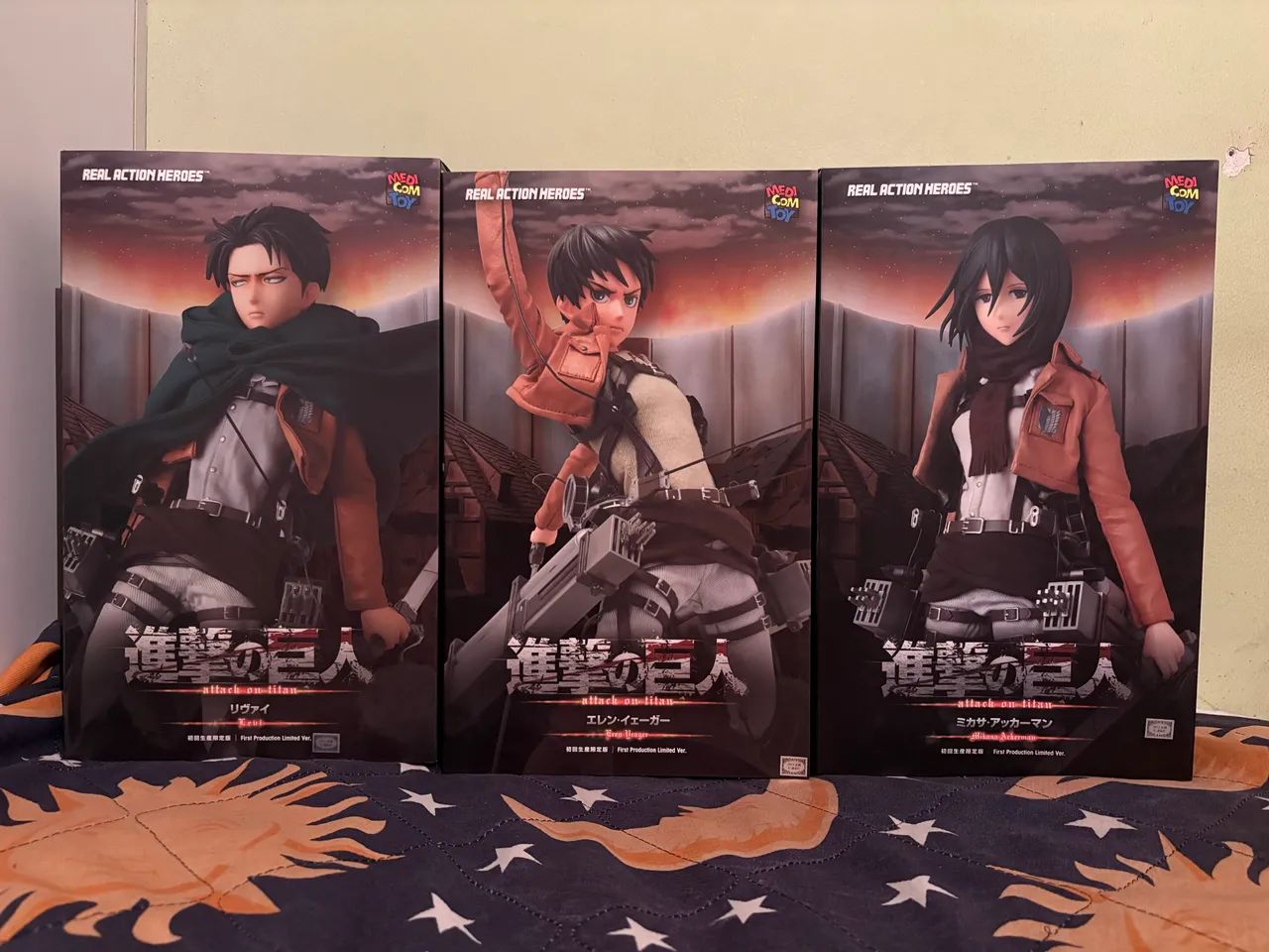 Kit Real Action Heroes Eren, Mikasa e Levi Medicom Attack on Titan - Foto 4