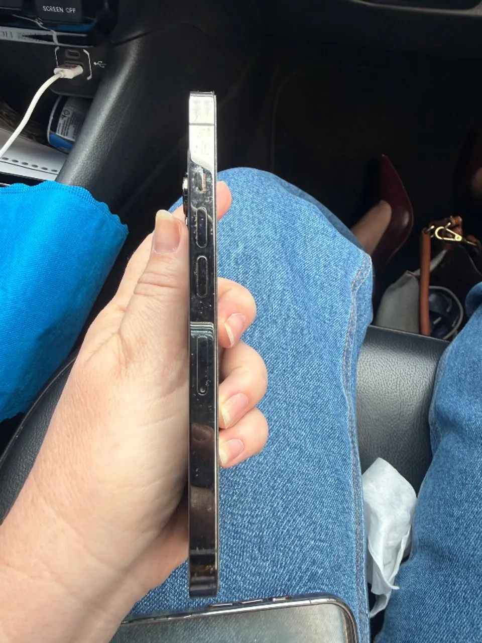  IPhone 13 pro com carregador  - Foto 2
