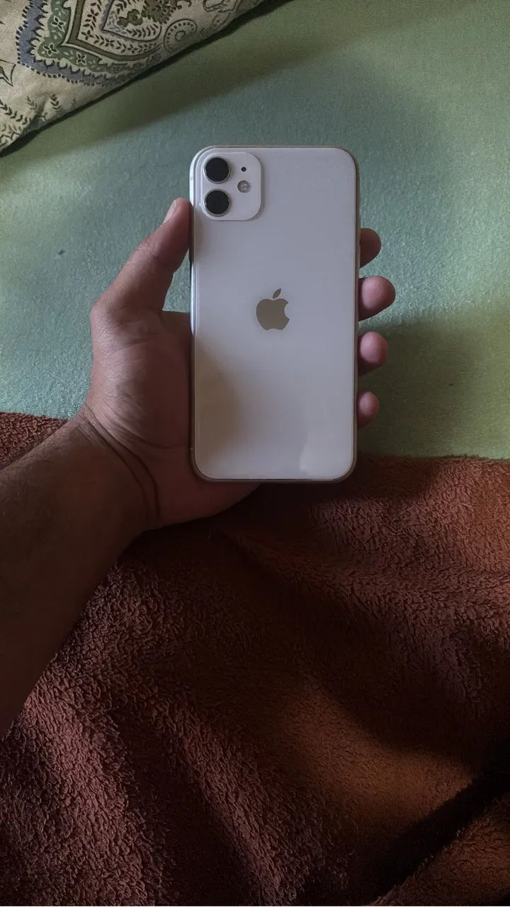 Vendo iPhone 11 para retirada de peças  - Foto 2