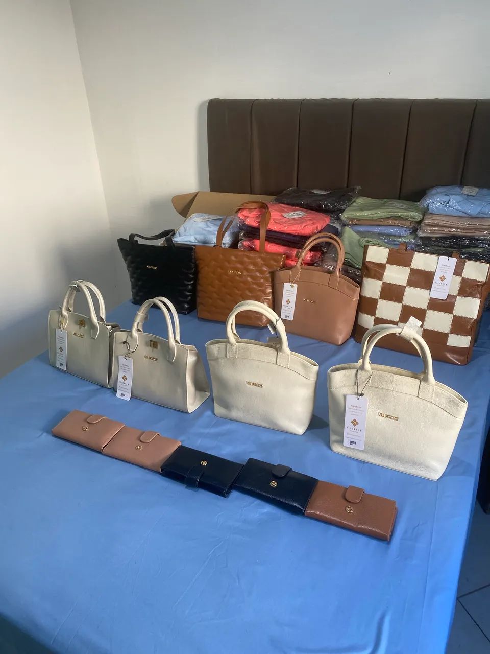 Vendo lote tem roupa marca sublime  - Foto 2