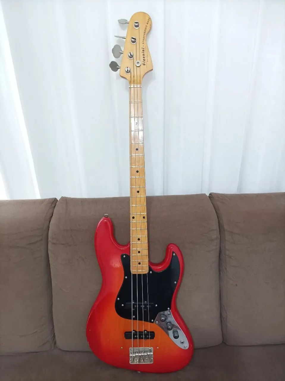 Baixo Giannini Stratosonic ae08b anos 70 