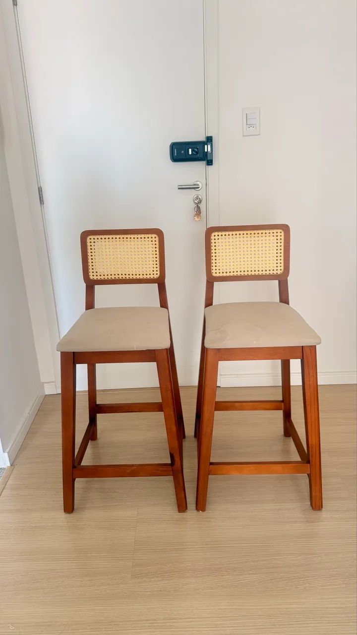 Banqueta Madeira Maciça Encosto Telinha