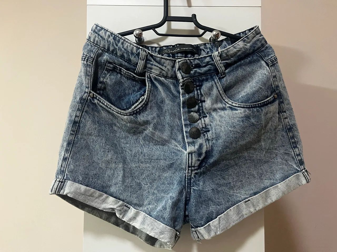 Short jeans