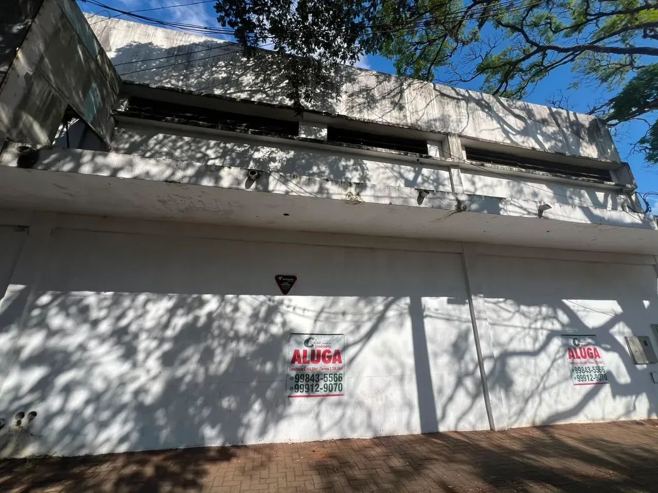 Imóvel para aluguel possui 800 metros quadrados em Zona 05 - Maringá - PR