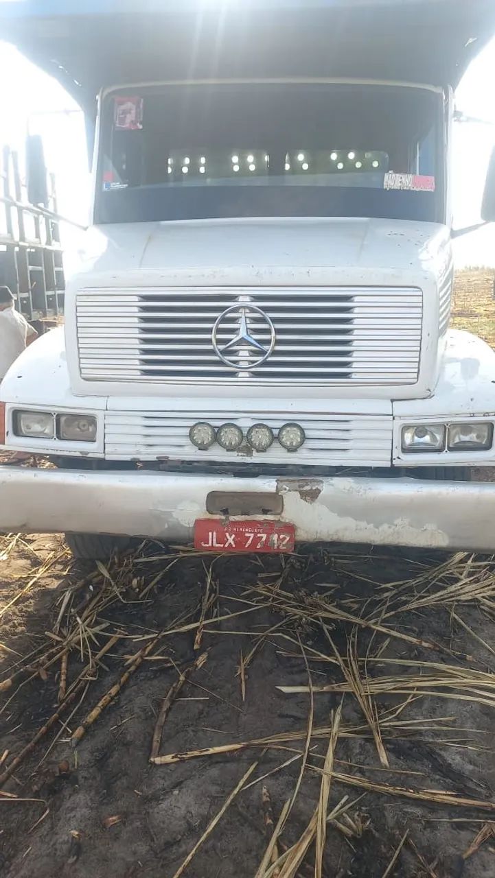 MB 2318 trucado e traçado