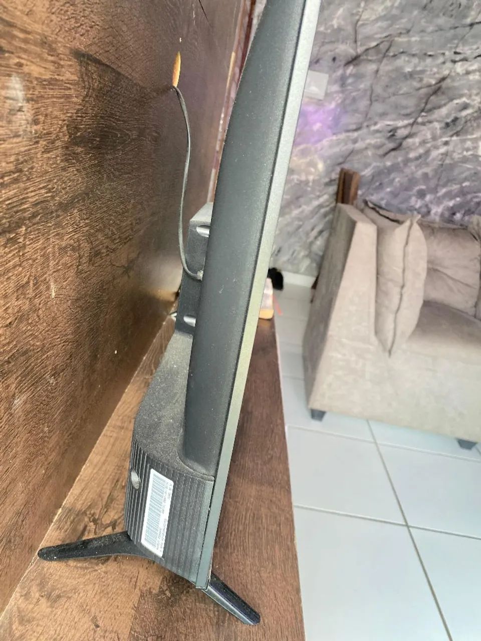 Vendo TV TCL SEMI NOVA  - Foto 3