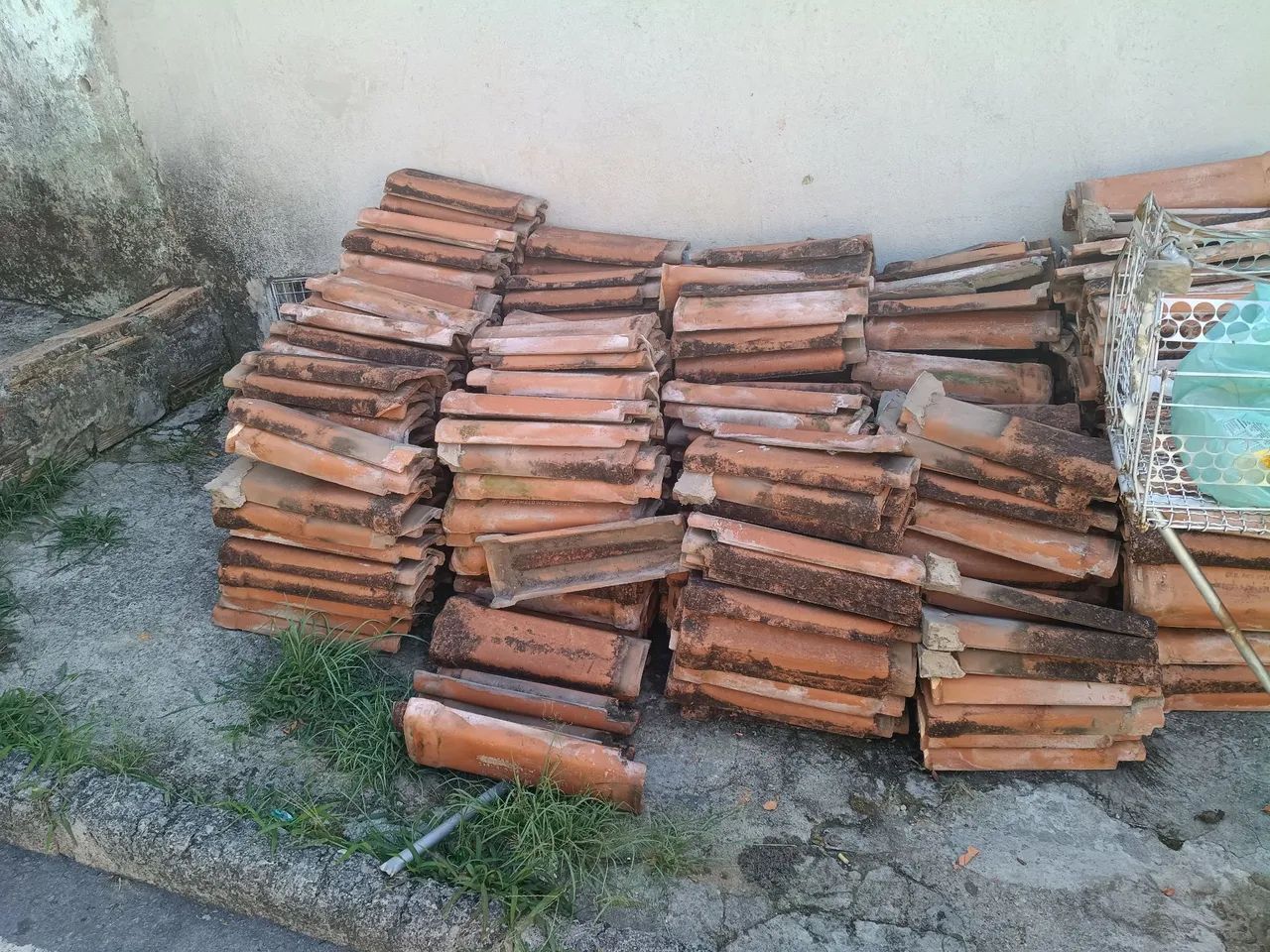 DOAÇÃO DE TELHAS - Foto 2