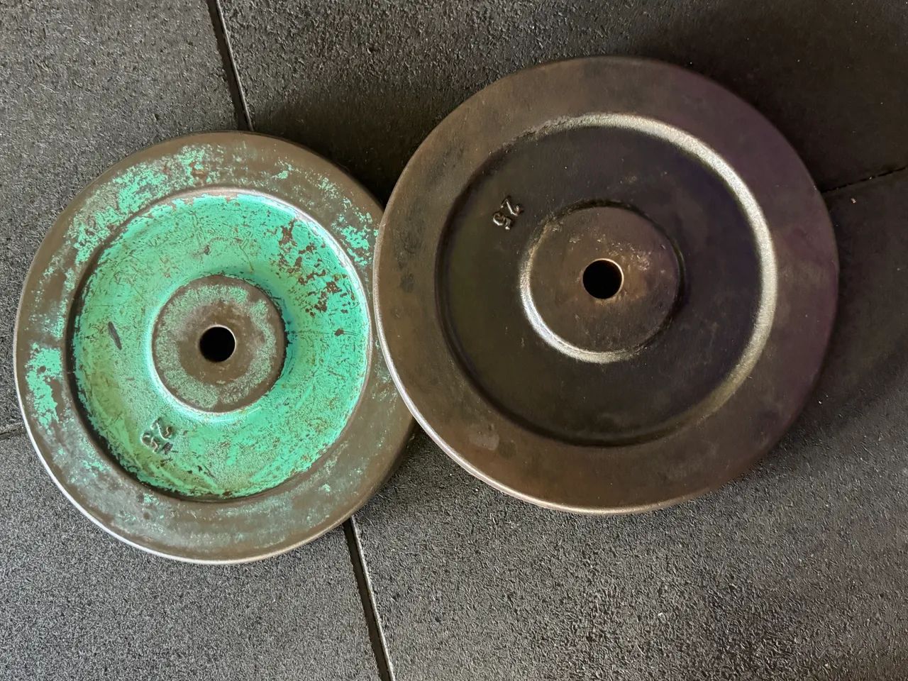 ANILHAS DE FERRO DE 25kg - Foto 3