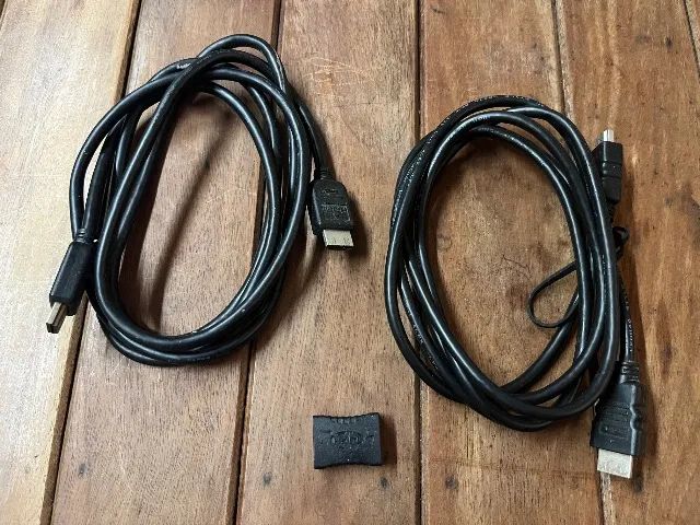 2 cabos hdmi + extensor = 4 metros