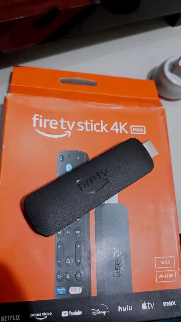 Amazon Fire TV Stick 4K Max 2ª Geração 16GB Wi-Fi 6E (NOVINHO!!) - Foto 2