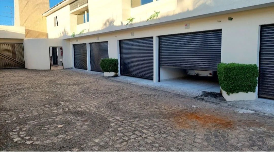 Trabalhamos com instalação e manutenção de portas automáticas - Foto 2