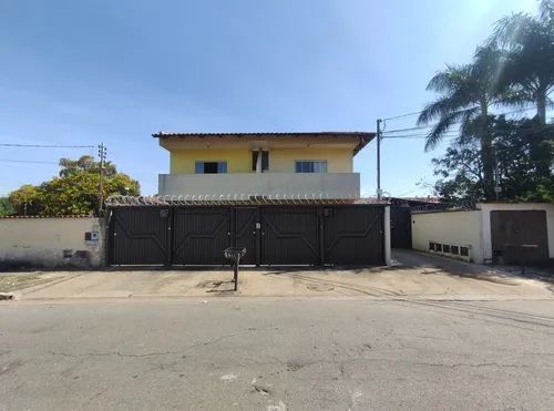 Apartamento 02 Quartos com armários