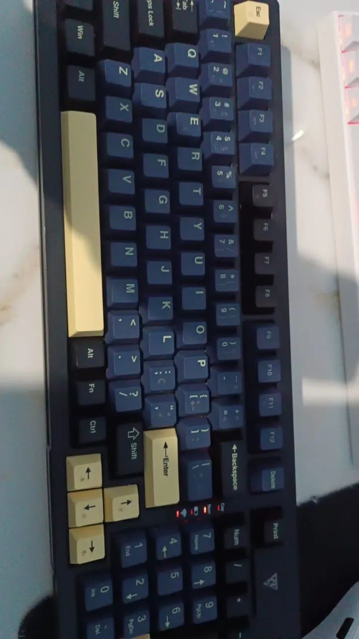 Teclado mecanico tri mode Huanjun FG98 - Foto 2