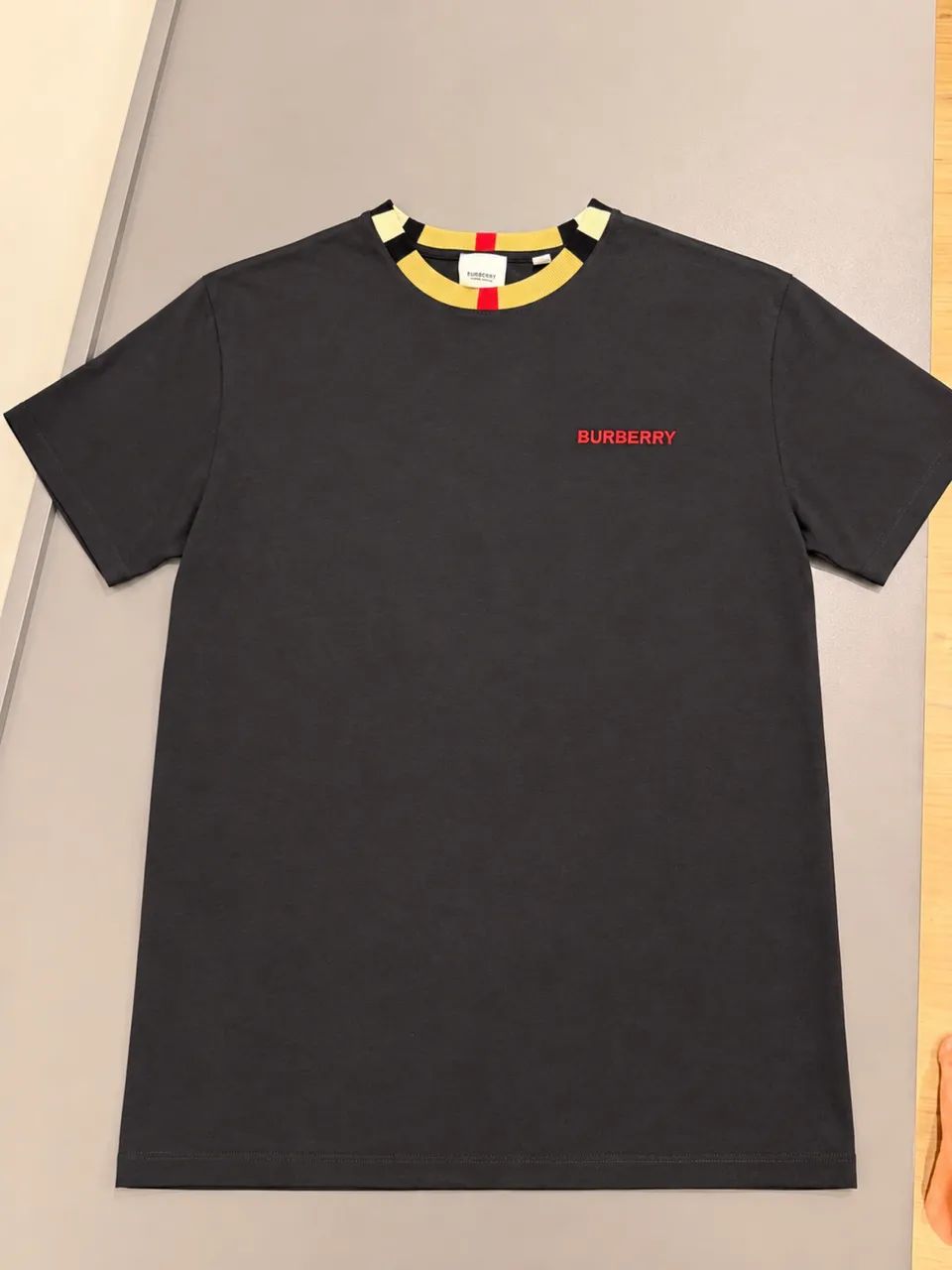 burberry T-shirt ユニオンジャックswag flexwitme Camisa Burberry - Roupas - Barra da Tijuca, Rio de Janeiro