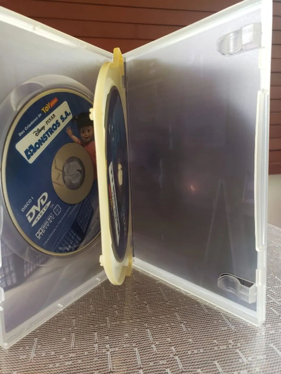 DVD DUPLO MONSTROS S.A - Foto 2