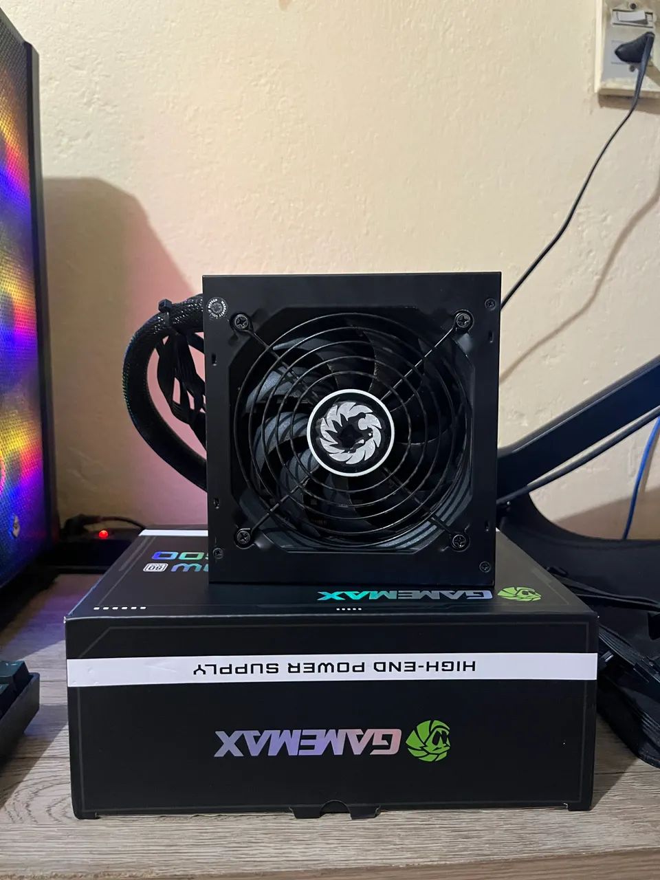 Fonte Gamemax GS 600 80Plus
