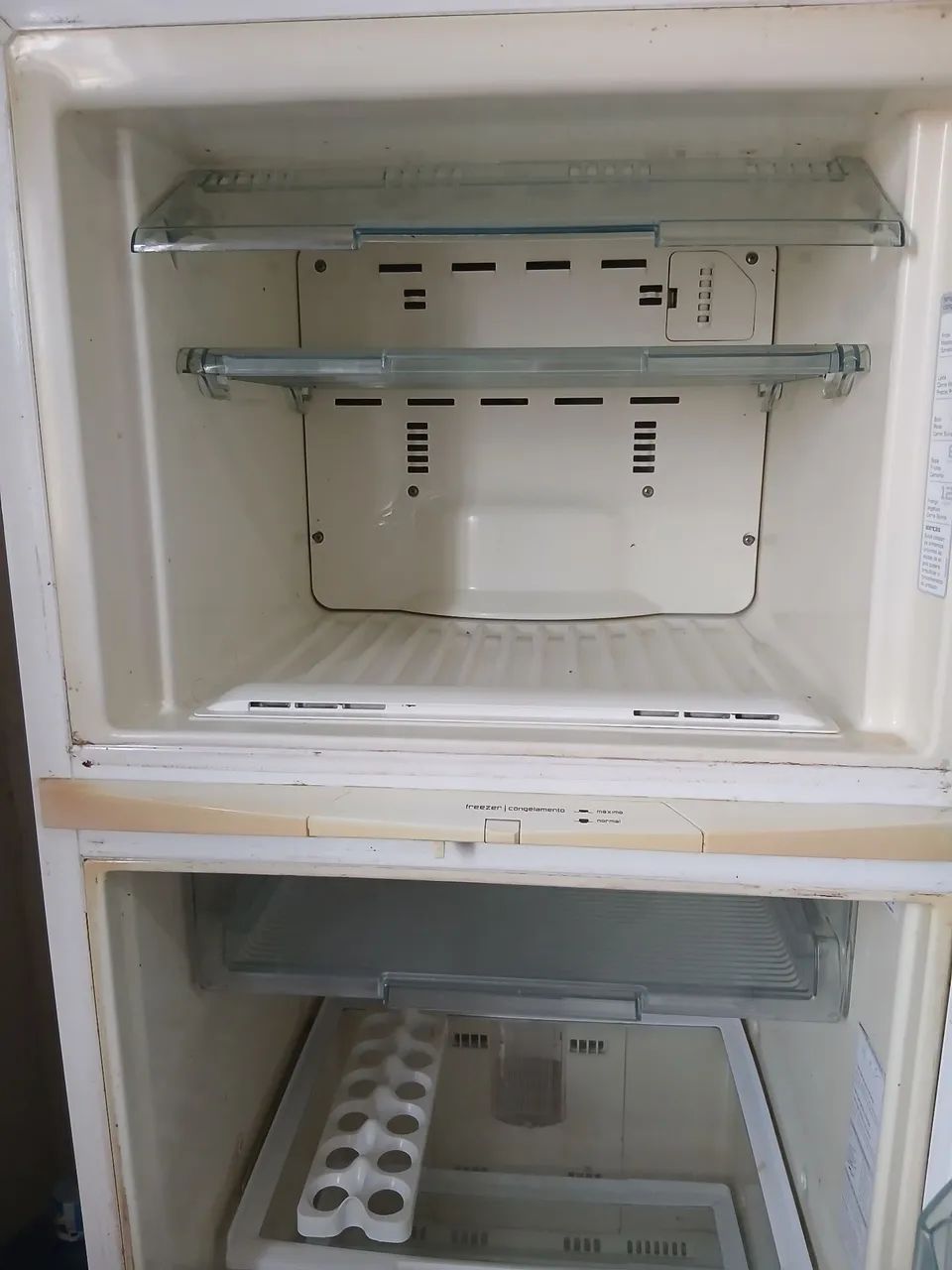 Vendo geladeira com defeito  - Foto 5