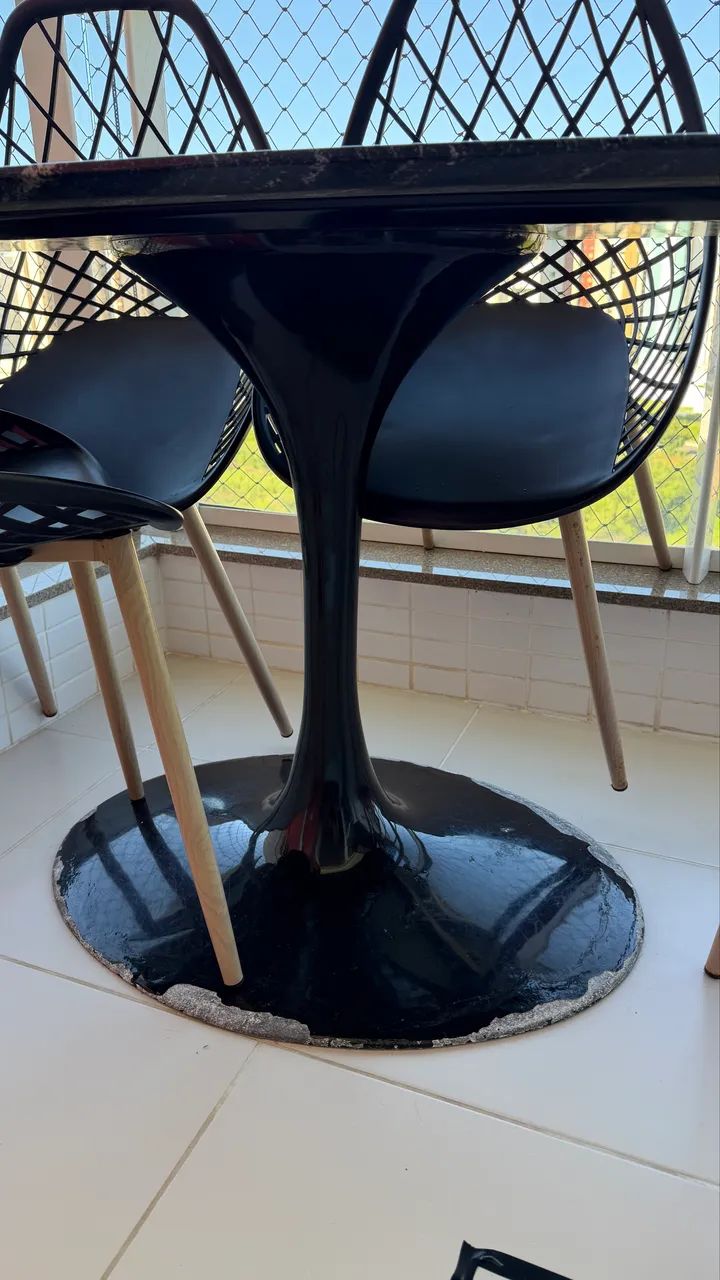 Mesa com cadeira  - Foto 2