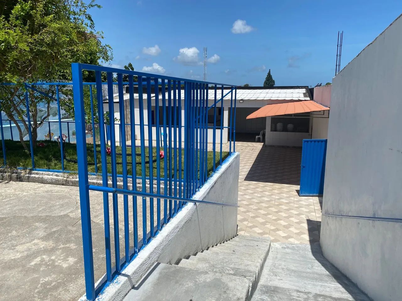 Piscina com terreno grande - Foto 2