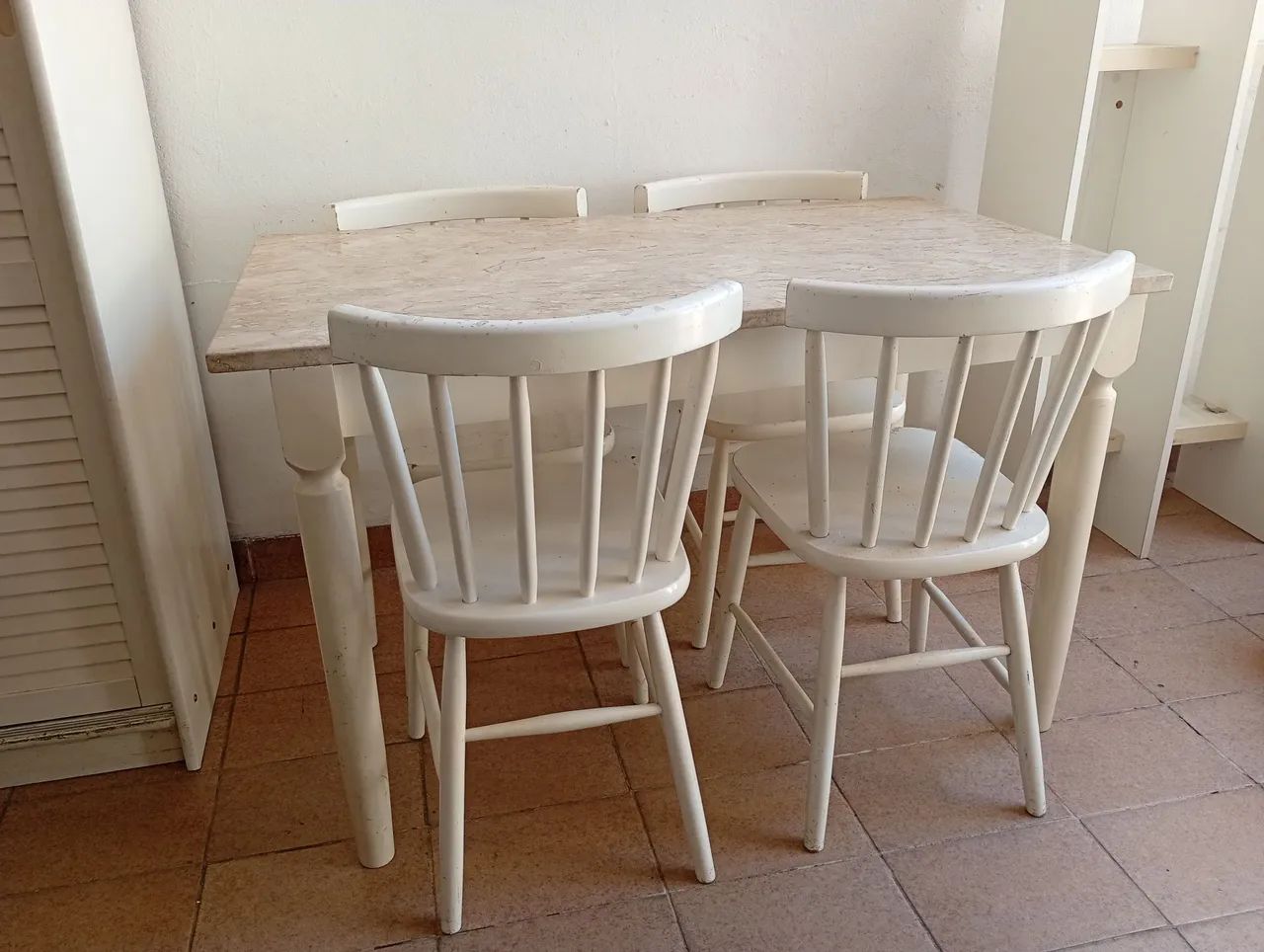 Mesa de Jantar com 4 Cadeiras Tok Stok - Foto 3