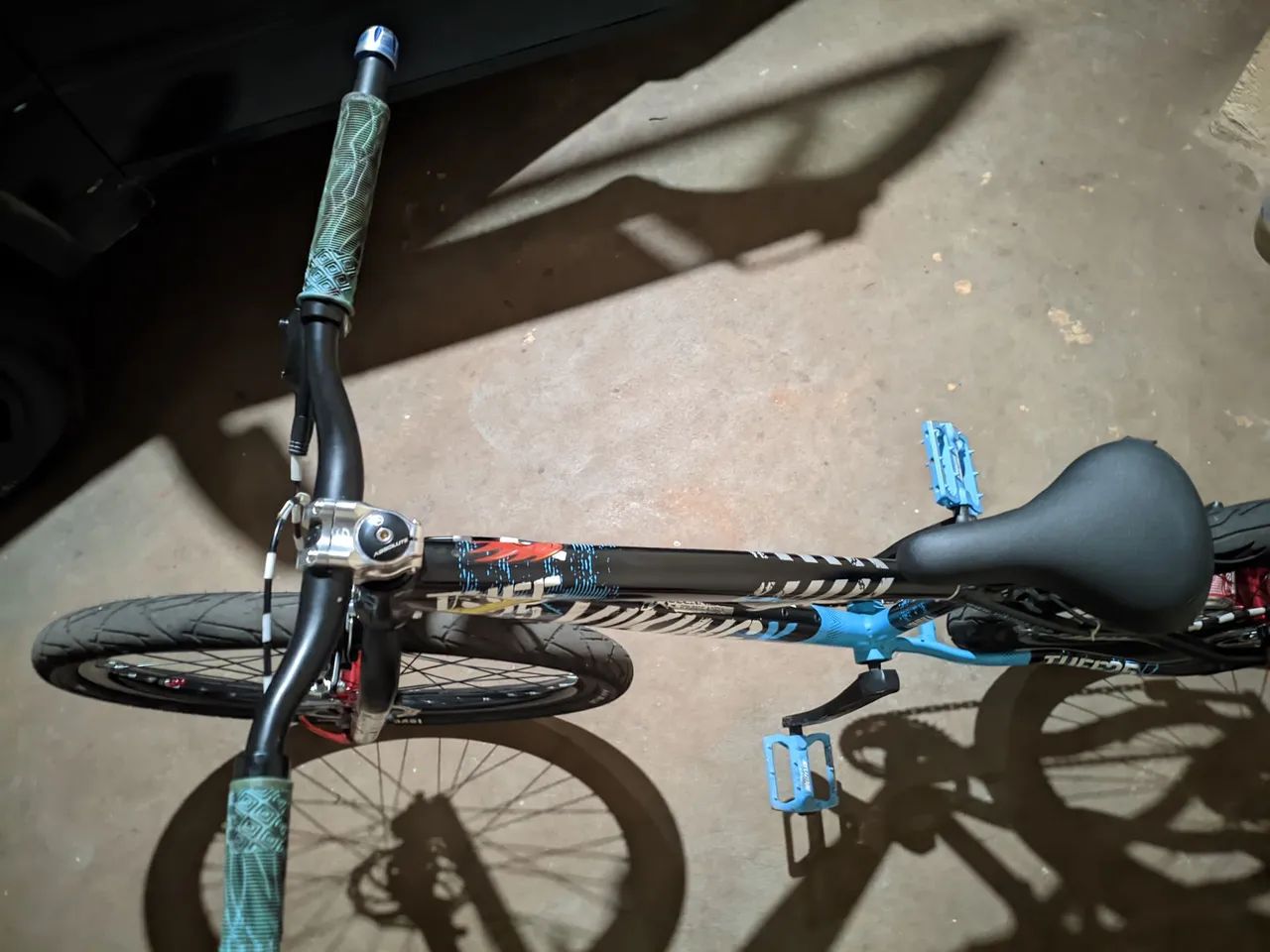 Vikingx tuff 25 semi nova 