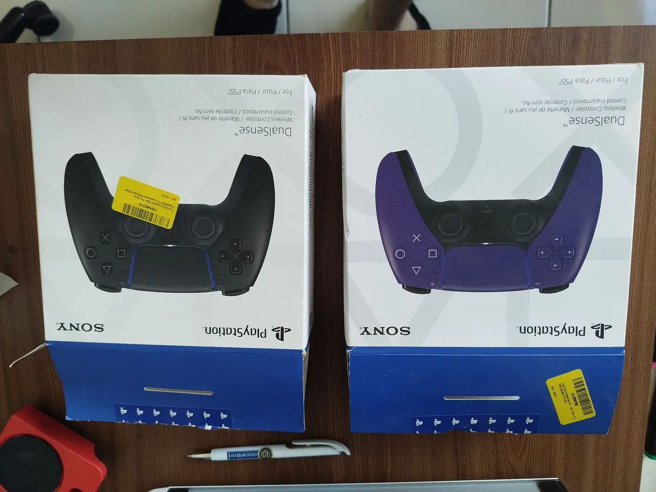 Controle De Ps5 Dualsense preto e roxo - Foto 5