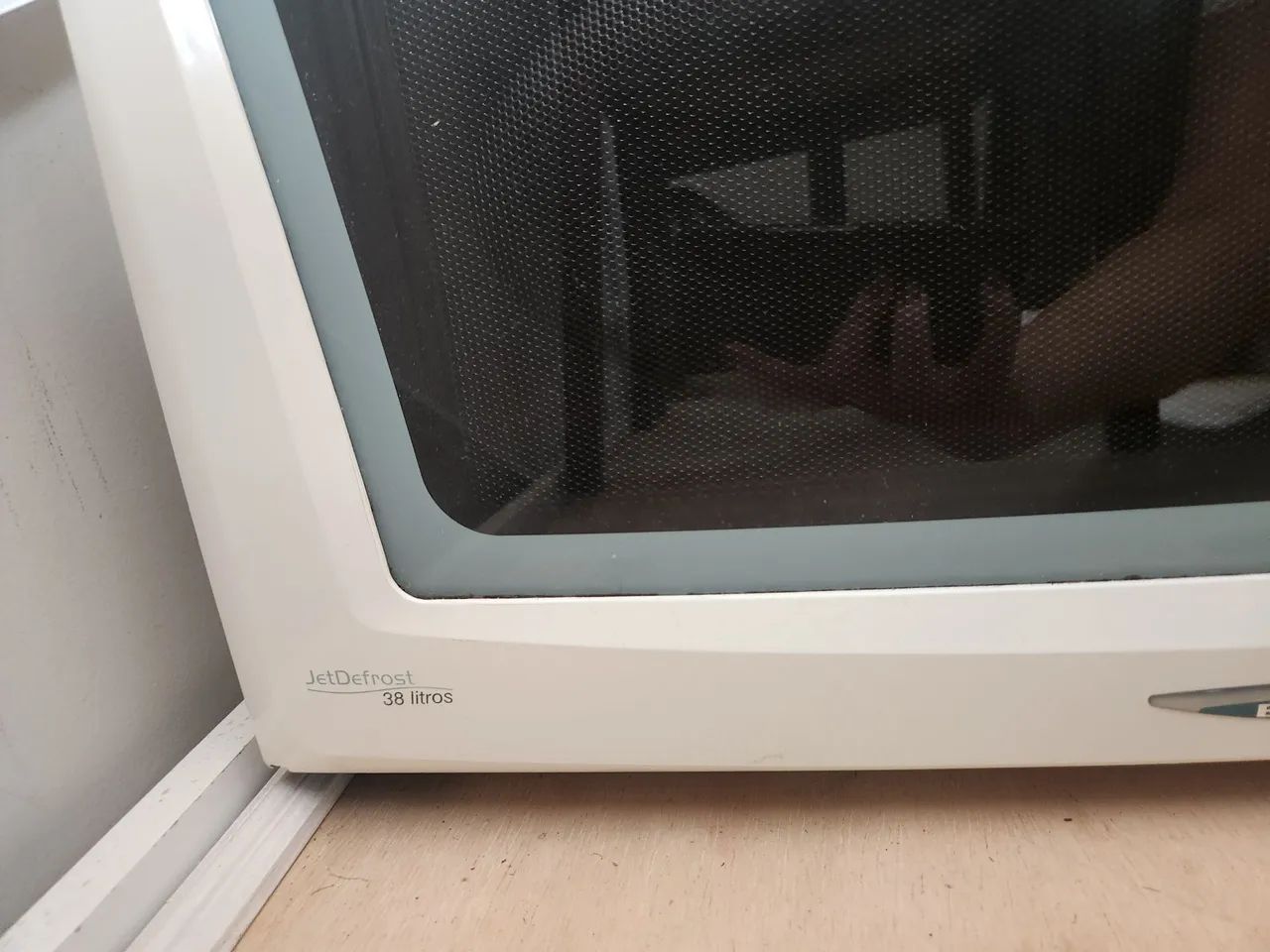 microondas brastemp branco 38 litros - Foto 4