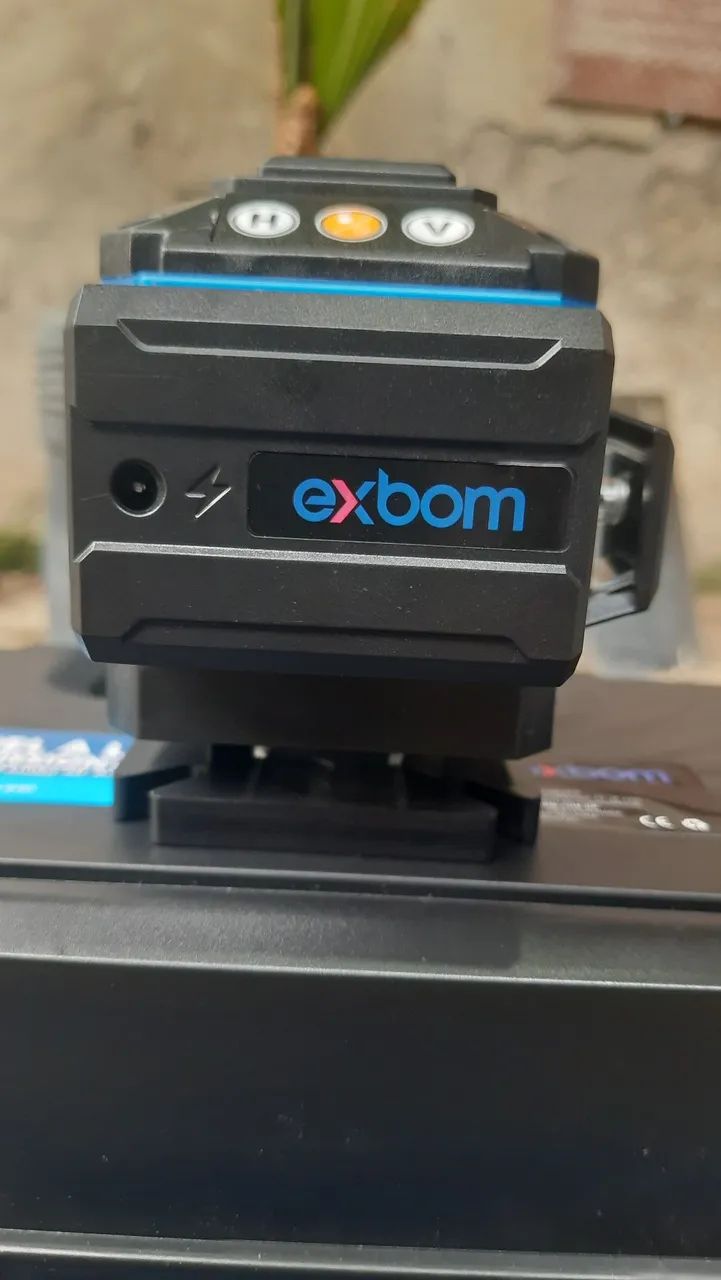 Nível a Laser Profissional 12 Linhas Com Tripé