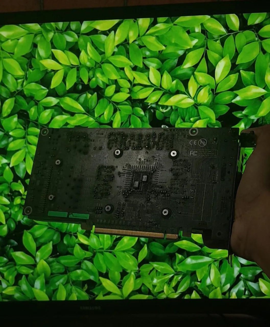 Troco ou vendo Gtx 1060 3gb com defeito  - Foto 2