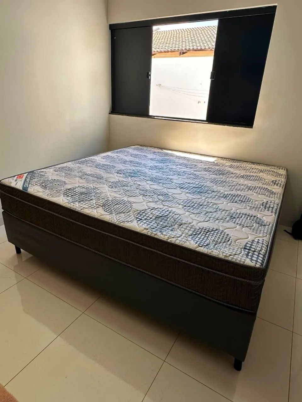 Cama box casal