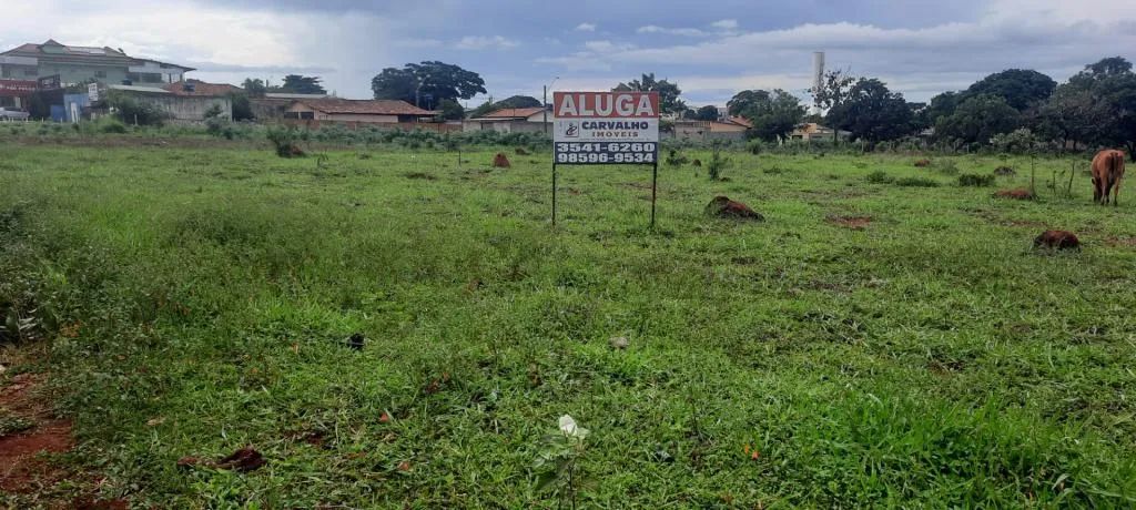 ÁREA COMERCIAL DE 2.000 m² NA AV. LA PAZ