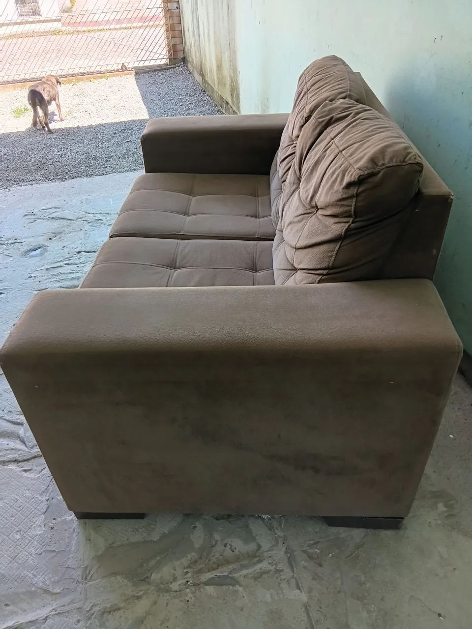 Vendo sofá 2 lugares em bom estado  - Foto 3