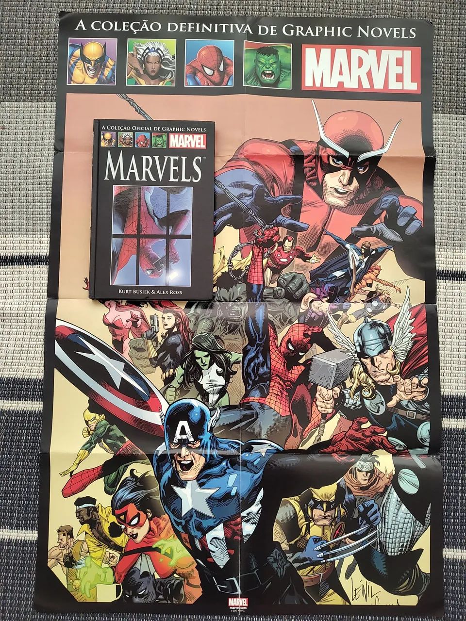 Marvels HQ capa dura + Pôster Original 