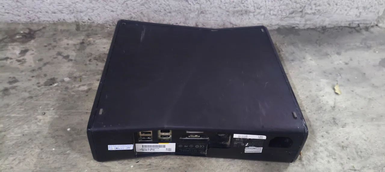 Xbox 360 Slim. ( Obs) - Foto 3
