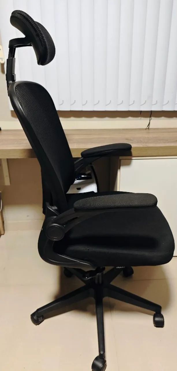 Cadeira mesh ergonômica/office com ajustes - Foto 4