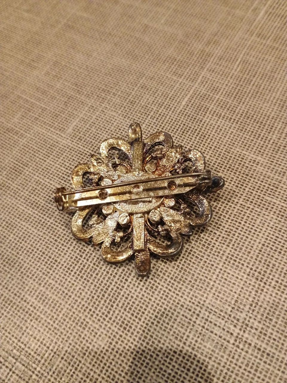 Broche vintage com cristais azuis - Acessórios - Parque Imperial