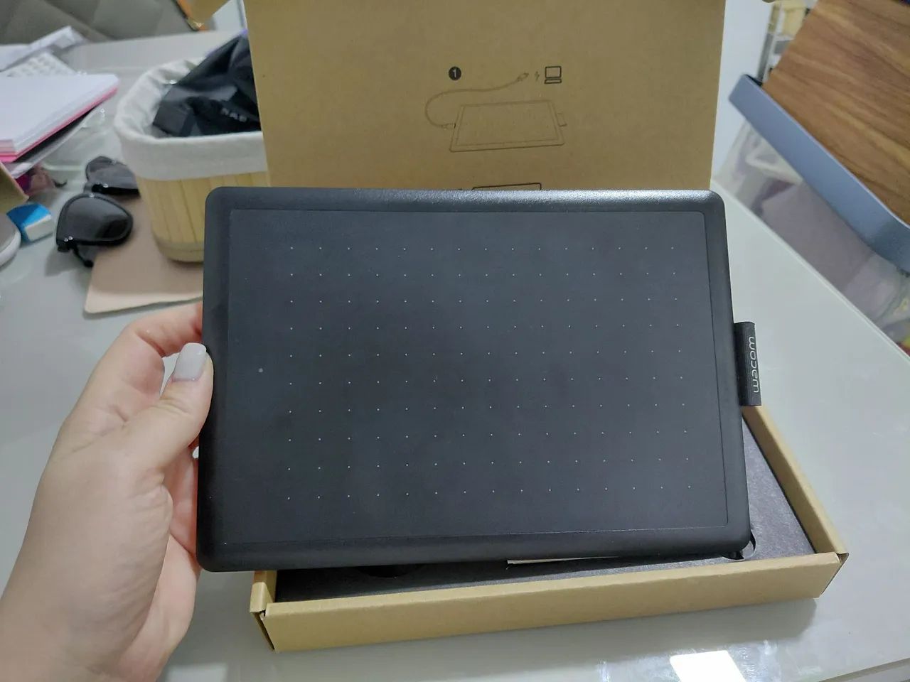 Mesa digitados one by Wacom ctl472 pequena
