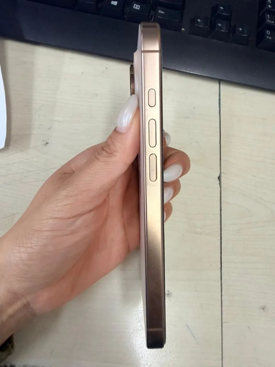 VENDO IPHONE 16 pro 128 gb  - Foto 3