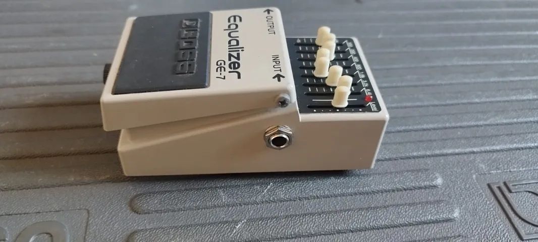 Pedal  Equalizer BOSS GE7 - Foto 2