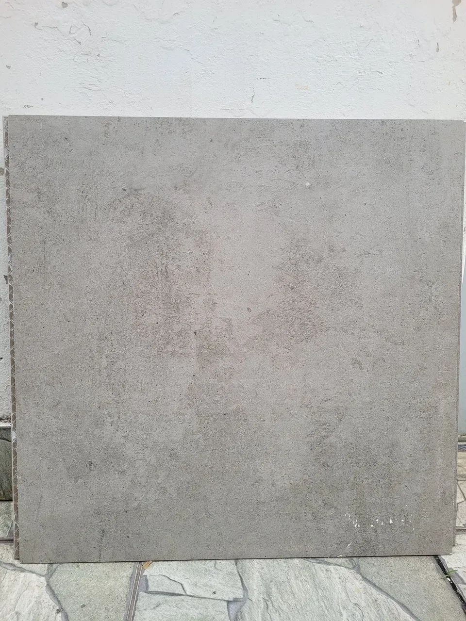 Porcelanato novo 75x75 6pçs