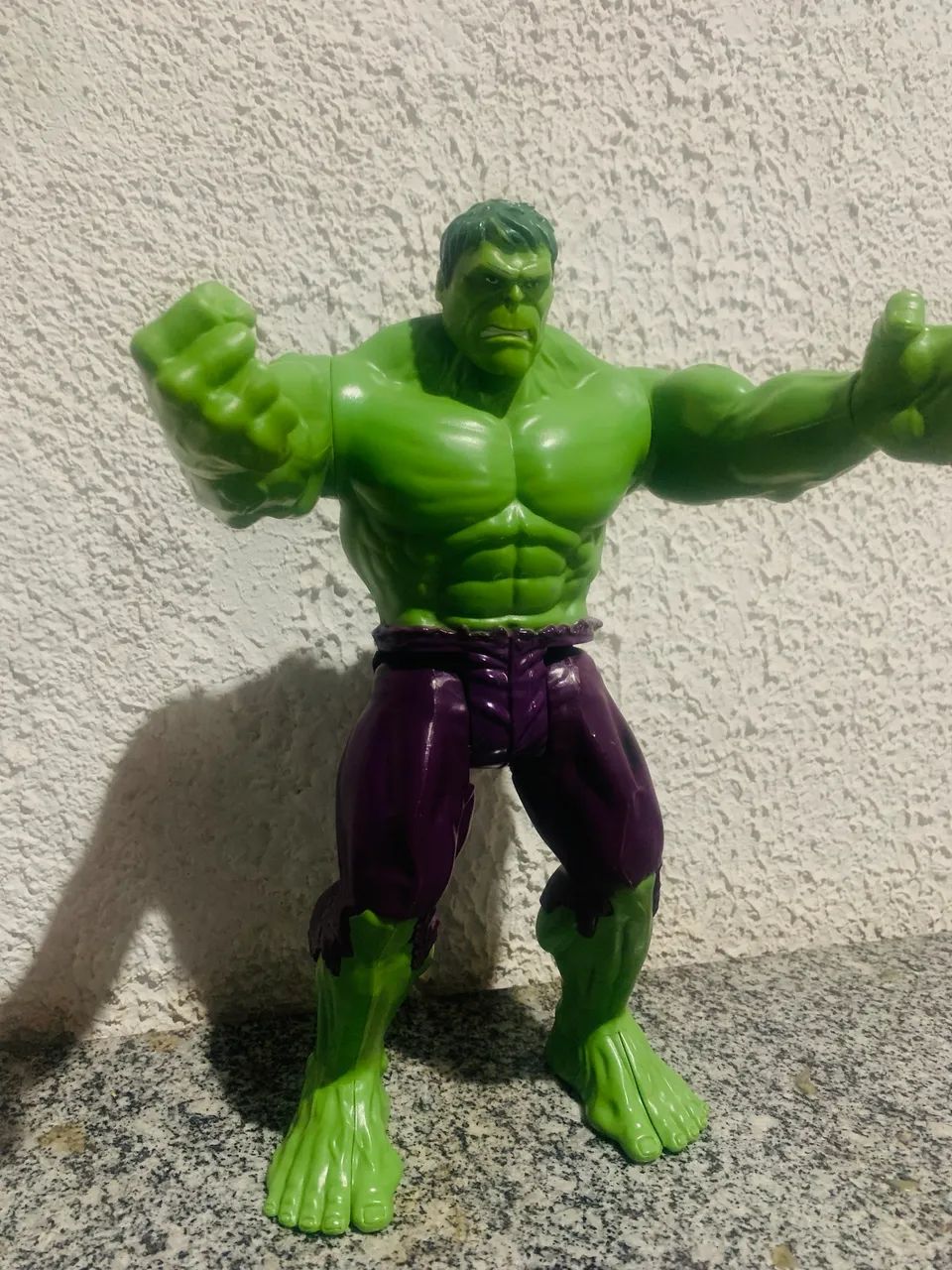Boneco Hulk Gigante - Figura de Ação Marvel - Foto 3