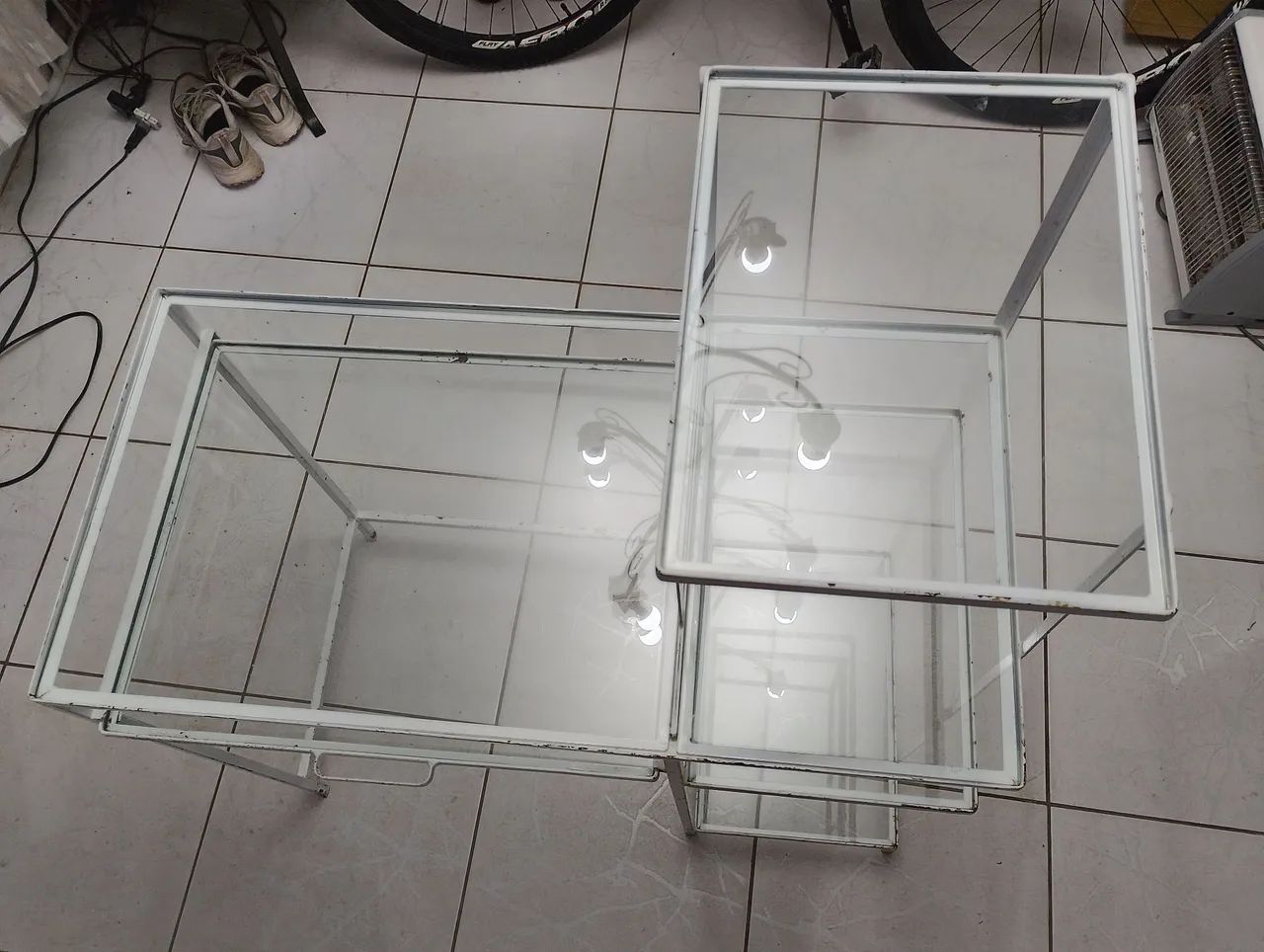 Mesa escrivaninha de vidro  - Foto 3