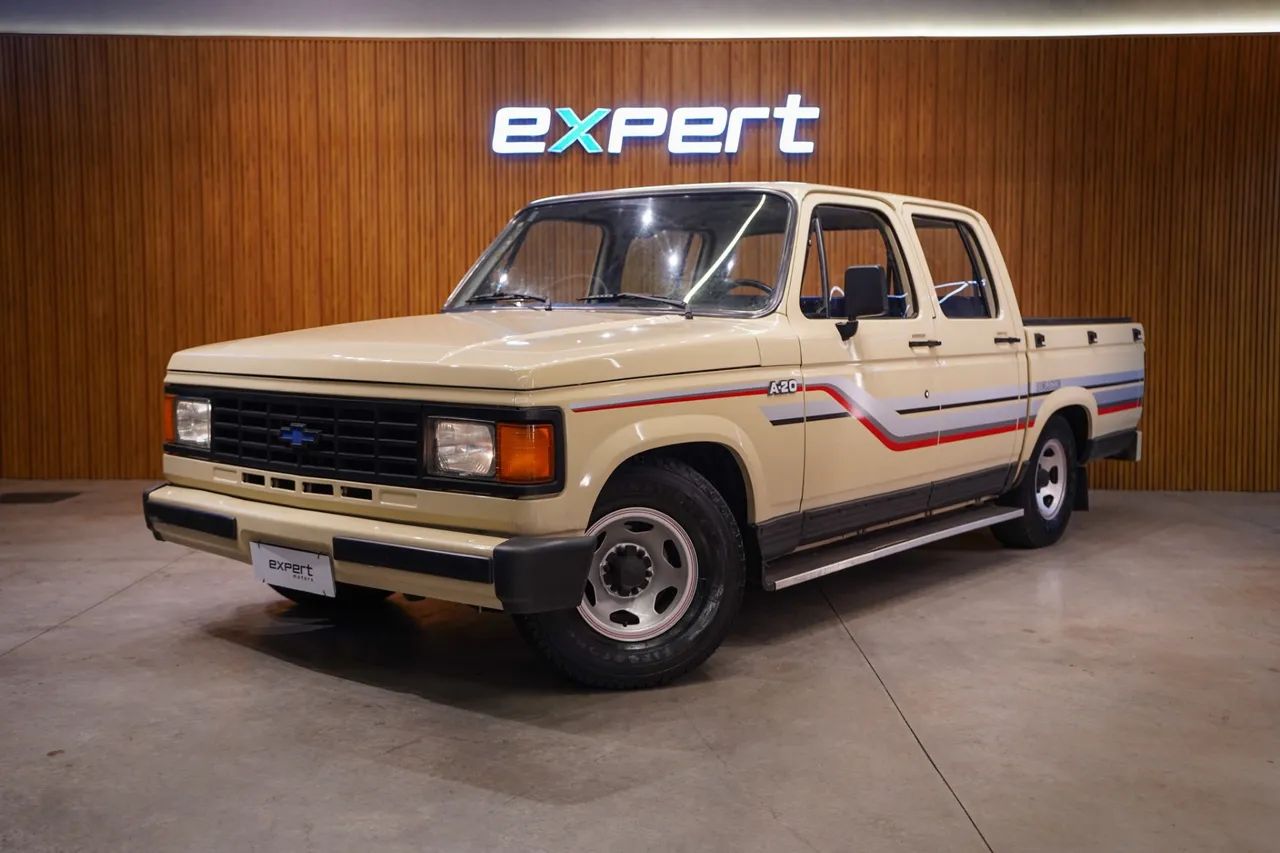 Chevrolet A-20 Custom Std. CD/ de Luxe CD (álcool) 1986